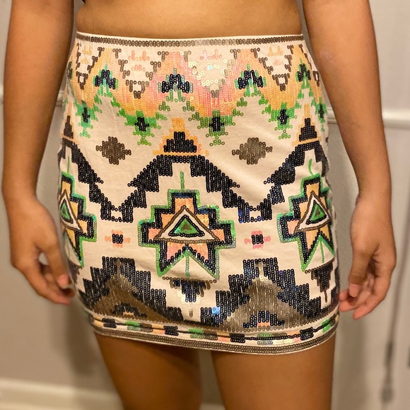 Express Dresses & Skirts - DATE NIGHT/bar night skirt
